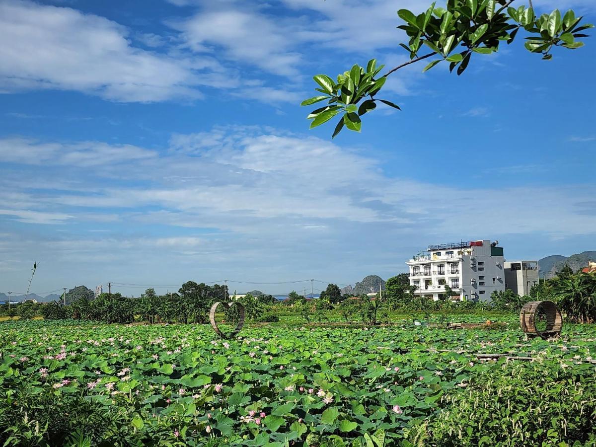 Lotus Hotel Ninh Bình Esterno foto